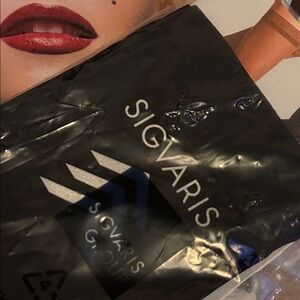 🦵🏻 ♠️ 🦵🏻 • 👌🏻 SIGVARIS x Compression Vibes 👌🏻• ♠️👌🏻♠️